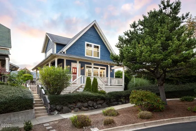 2553 SW Barnacle Avenue, Lincoln City OR 97367 for Sale