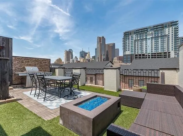 2160 Helsminster Dr - Dallas, TX 75201 - Home For Rent