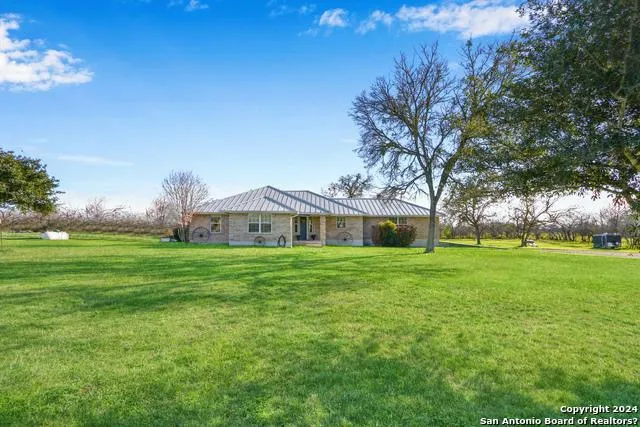 1230 BRIETZKE RD, Seguin, TX 78155 Single Family Residence For Sale  MLS# 1747372