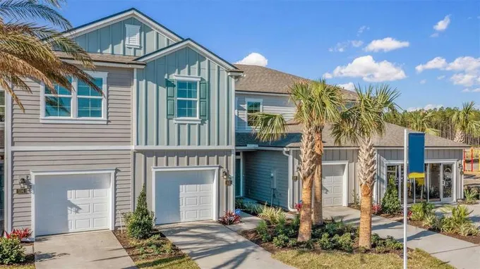 61 REDBUD RD, PALM COAST, FL 32137 Townhouse For Sale  MLS# FC297993