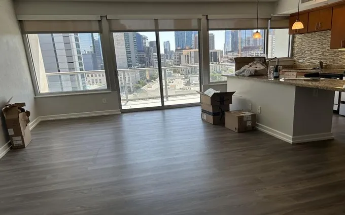Rental listing in Downtown, Central Austin. Contact the landlord or property manager direct about rental.