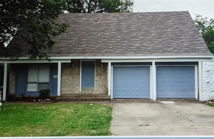 1518 Finley Rd, Irving, TX 75062 for Sale