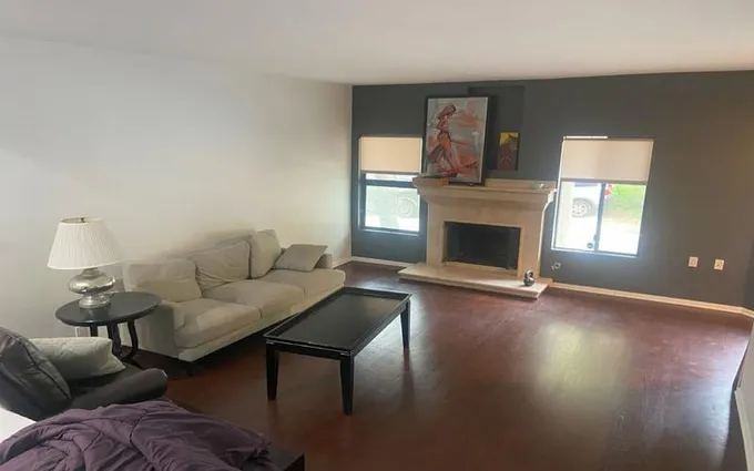 Rental listing in Pacific Palisades, West Los Angeles. Contact the landlord or property manager direct about rental.