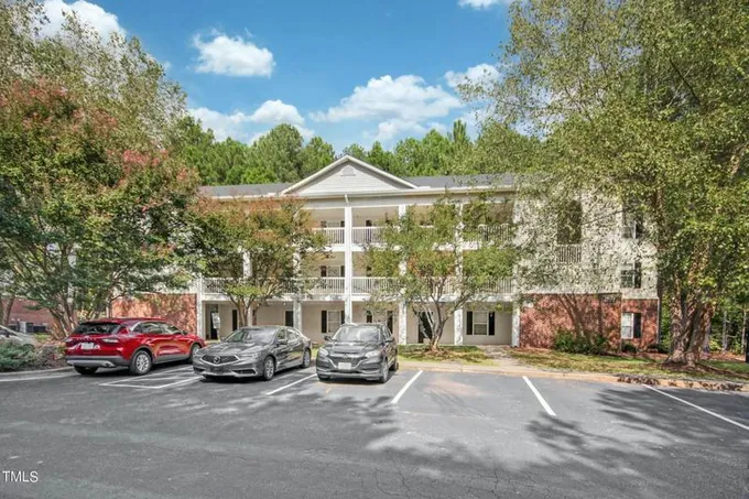 2900 TRAILWOOD PINES LN UNIT 202, Raleigh, NC 27603 Condominium For Sale  MLS# 10010116