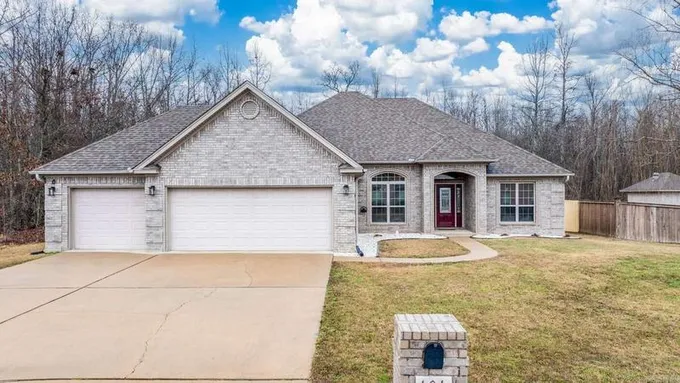 104 FAWNWOOD, Jacksonville, AR 72076  624476134 for Sale