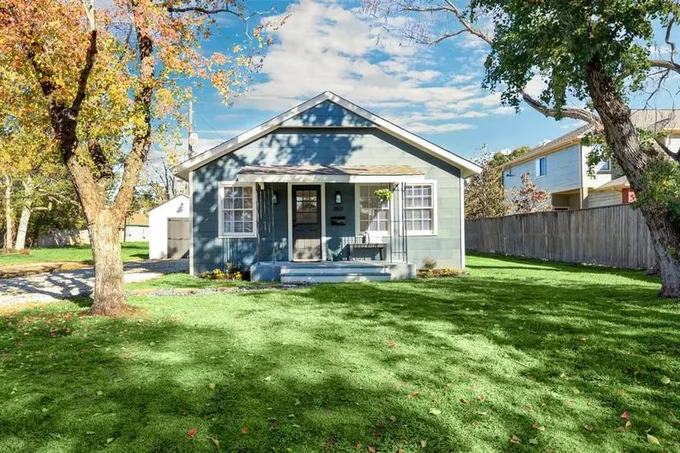 1917 Ave N, Rosenberg, TX 77471 for Sale