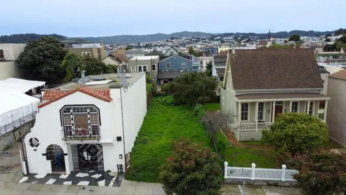 1539 OAKDALE AVE, SAN FRANCISCO, CA 94124 Land For Sale  MLS# ML81953665