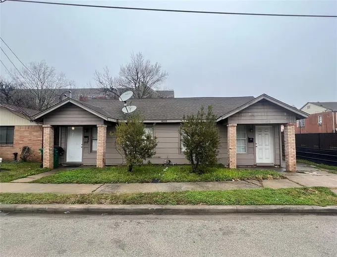 4003 Farmer St, Houston, TX 77020 for Sale