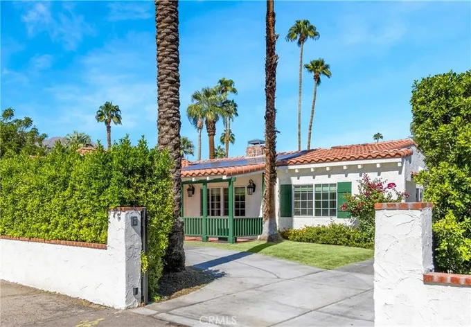 418 East Vía Colusa, Palm Springs, CA 92262 for Sale