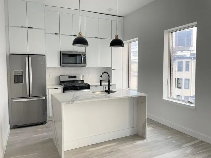 Rental listing in East Boston, Boston Area. Contact the landlord or property manager direct about rental.