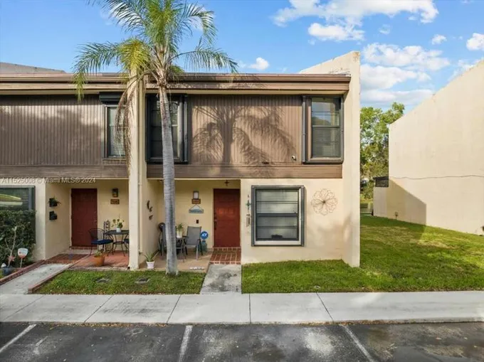 1150 NW 99TH AVE # 69, Pembroke Pines, FL 33024 Condominium For Sale  MLS# A11525008
