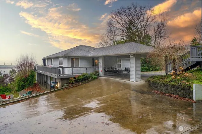 5313 MARINE VIEW DR, Tacoma, WA 98422 Single Family Residence For Sale  MLS# 2192089