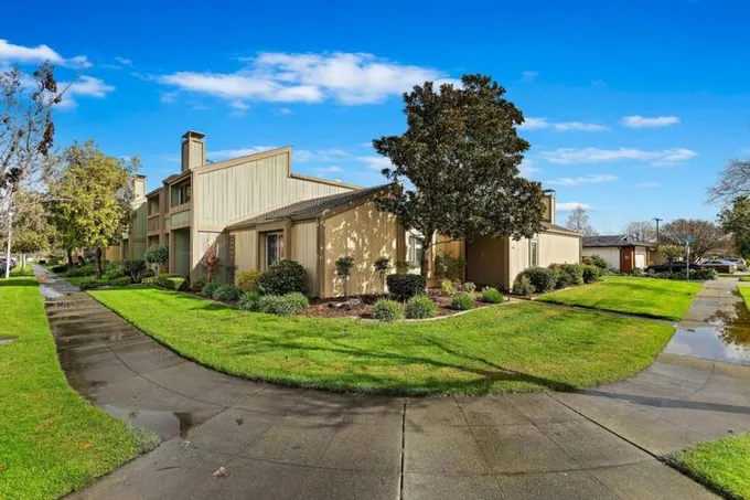 1035 TAHITI LN, ALAMEDA, CA 94502 Condo/Townhouse For Sale  MLS# ML81953778