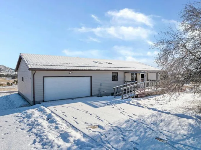 12679 PINE VIEW RD, Hot Springs, SD 57747 Single Family Residence For Sale  MLS# 78985