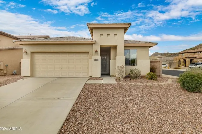 7036 W Eagle Ridge Ln, Peoria, AZ 85383 - MLS 6659868 for Sale