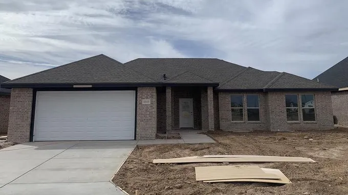 1005 Harrier Dr, Midland, TX 79706 for Sale