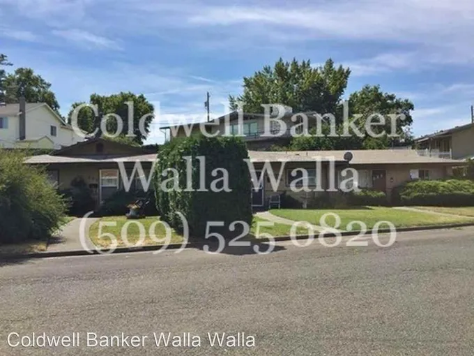 224 SE 11th  216 SE 11th for Sale