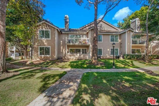 8711 Chessington C, Inglewood CA 90305 for Sale