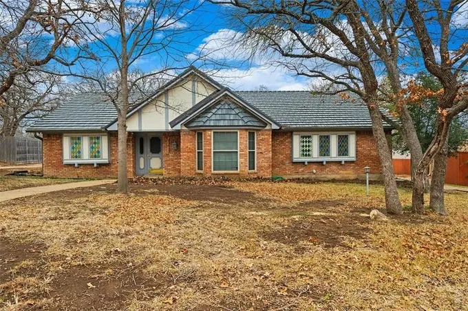 Arlington, Tarrant County, TX House for sale Property ID: 418747729