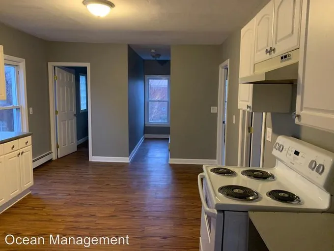 400 Greenwich Avenue for Sale