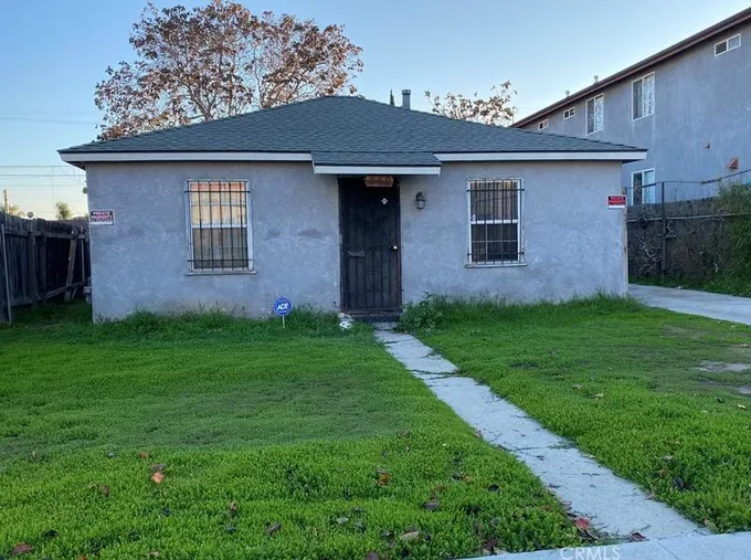 442 E 118th St, Los Angeles, CA 90061 - MLS IV23110914 for Sale