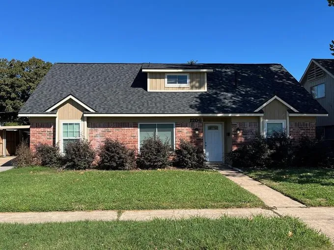 1206 E Amherst Dr, Deer Park, TX 77536 for Sale