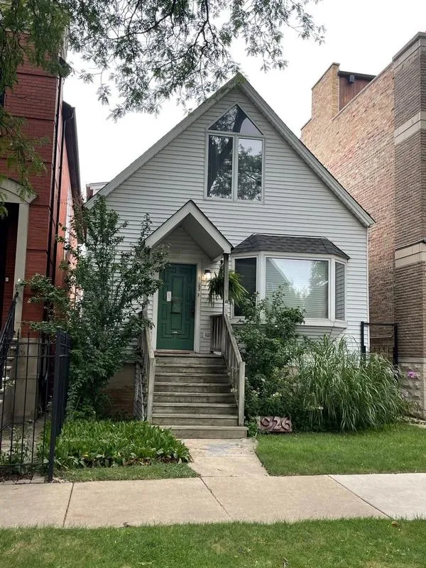 1926 West Wellington Avenue, Chicago, IL 60657 for Sale
