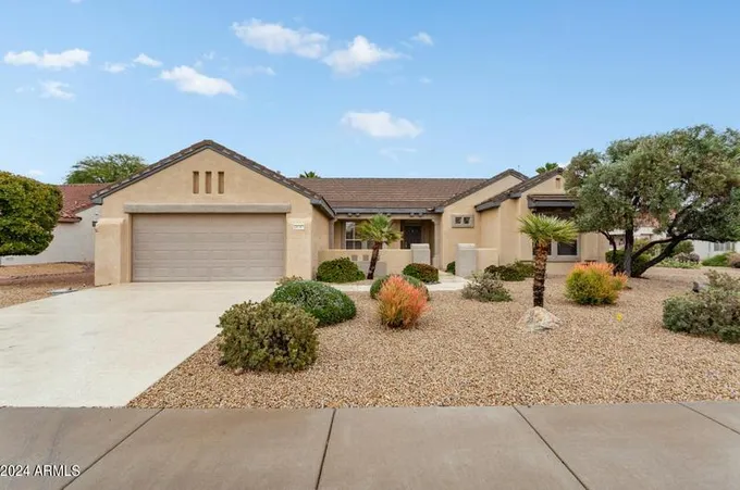 20567 N Saratoga Way, Surprise, AZ 85374 - MLS 6655071 for Sale