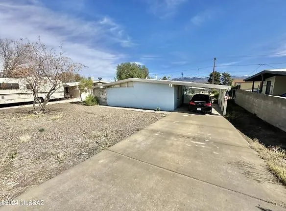 233 S Ave A - San Manuel, AZ 85631 - Home For Rent