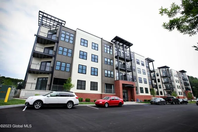 25 Whistler Court, Unit 403, Saratoga Springs, NY 12866 for Rent