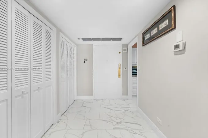 1800 NE 114th St #401, Miami, FL 33181 - MLS A11495579 for Sale