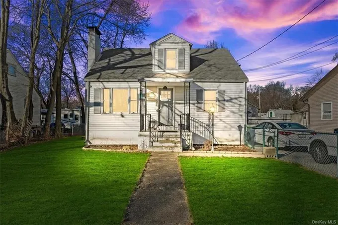 309 Violet Avenue, Poughkeepsie, NY 12601 for Sale