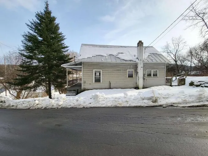 67 Pleasant Street, Williamstown, VT 05679  622322250 for Sale
