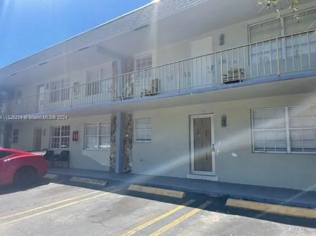 920 SE 2nd Ave #6, Hallandale Beach, FL 33009 - MLS A11525214 for Rent