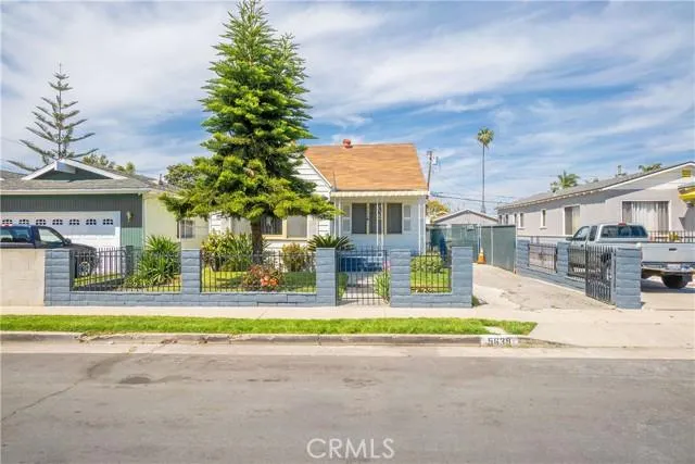 5639 Blackwelder, Los Angeles CA 90016 for Sale