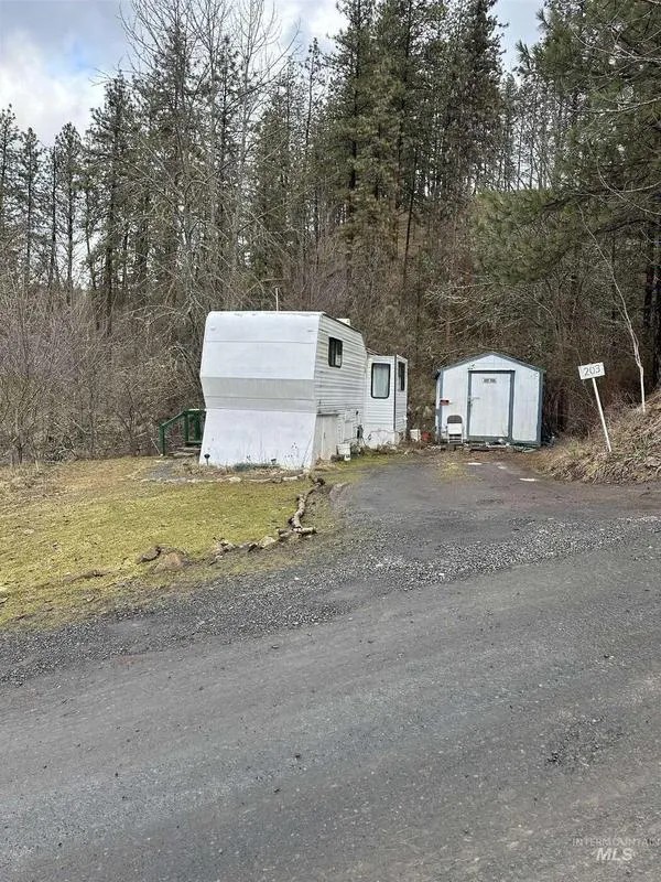 203 Chief Looking Glass Ln, Kamiah, ID 83536  624090834 for Sale