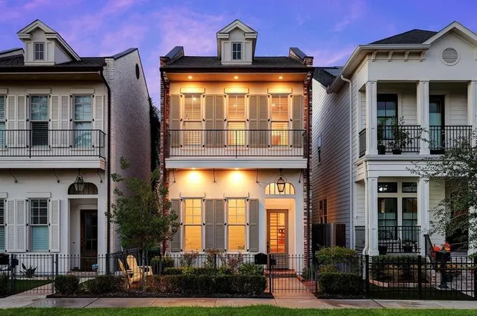 717 E 10th 1/2 St, Houston, TX 77008 - MLS 28408555 for Sale