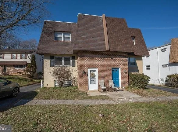171 Meadowbrook Ln #A - Brookhaven, PA 19015 - Home For Rent
