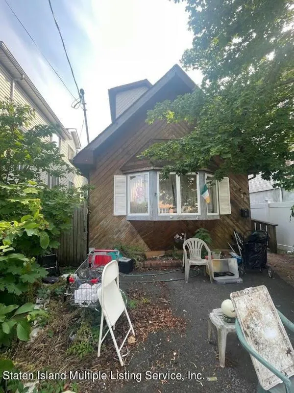 98 GLOVER ST, Staten Island, NY 10308 Single Family Residence For Sale  MLS# 1163210