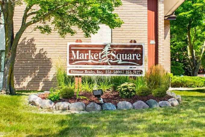 38  Market Square Apartments for Sale