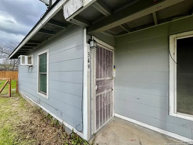 349 TARASCO ST, San Antonio, TX 78227-3926 for Rent