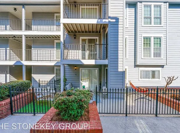 314 Granville Ct - Atlanta, GA 30328 - Home For Rent