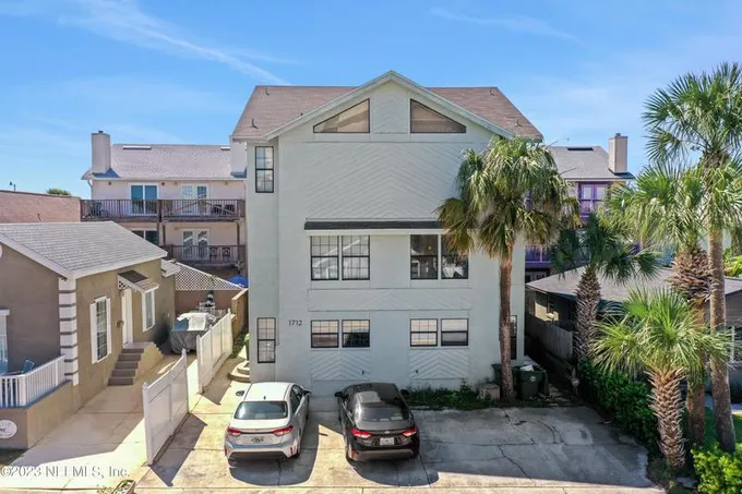 1712 1st Street South, Jacksonville Beach, FL 32250 for Sale