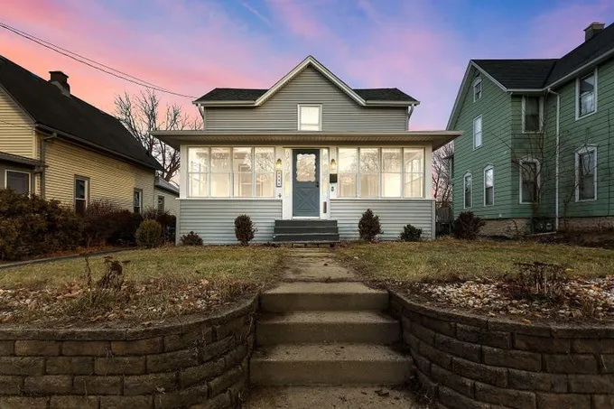 Waukesha, Waukesha County, WI House for sale Property ID: 418650471