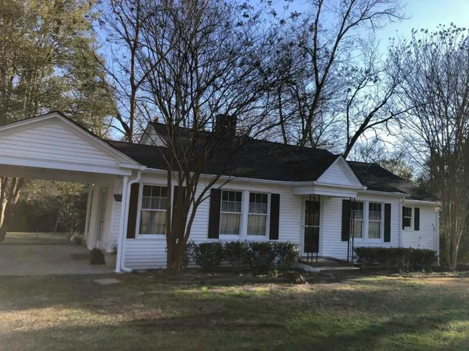 409 W MARION ST, Eatonton, GA 31024 Single Family Residence For Sale  MLS# 65522