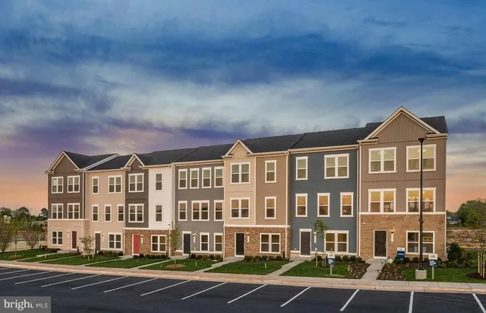 15003 JAXTON SQUARE LN, HAYMARKET, VA 20169 Townhouse For Sale  MLS# VAPW2064420