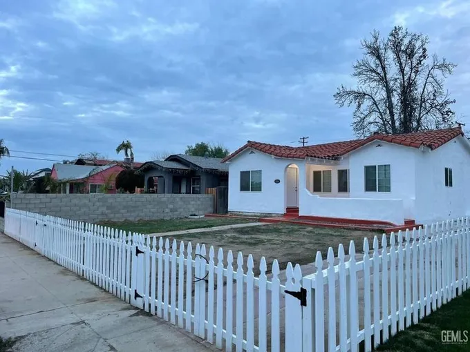 Bakersfield, Kern County, CA House for sale Property ID: 418843649
