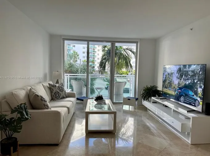 3000 S Ocean Dr #118, Hollywood, FL 33019 - MLS A11475190 for Rent