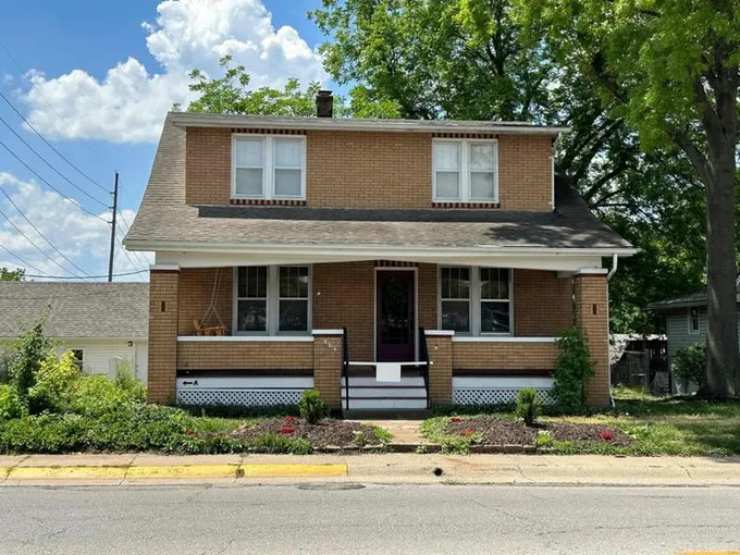 726 E 5TH ST, Washington, MO 63090 Single Family Residence For Sale  MLS# 24006875