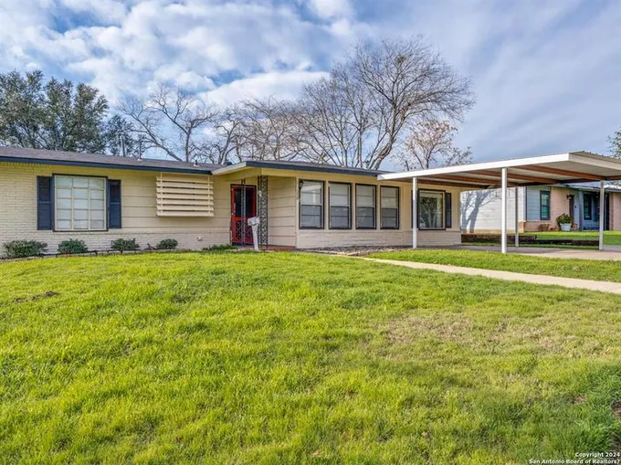 350 CRESHAM DR, San Antonio, TX 78218-4219 for Sale